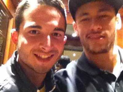 ...il brasiliano Neymar...